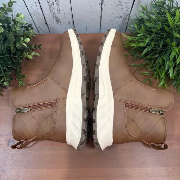 NWOT Khombu Women's Dusk Boots Size 7 - Picture 6 of 8